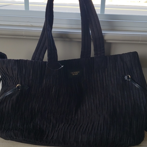 Victoria's Secret Handbags - Victoria's secret black tote